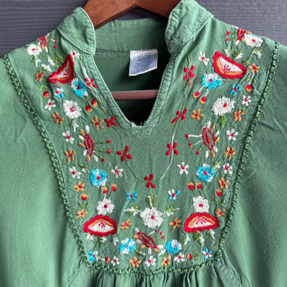 Kelly Green Embroidered Floral Boho Peasant Tunic Top Sz Large Oversized Poncho - Picture 9 of 9